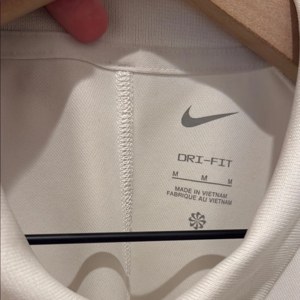 Nike Men's Dri-Fit Golf Polo - White (Medium) - Picture 4 of 4